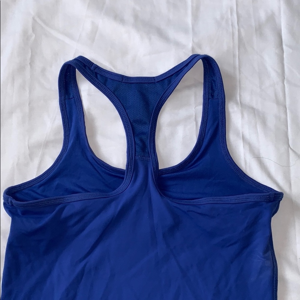 Workout tank top - Picture 2 of 2